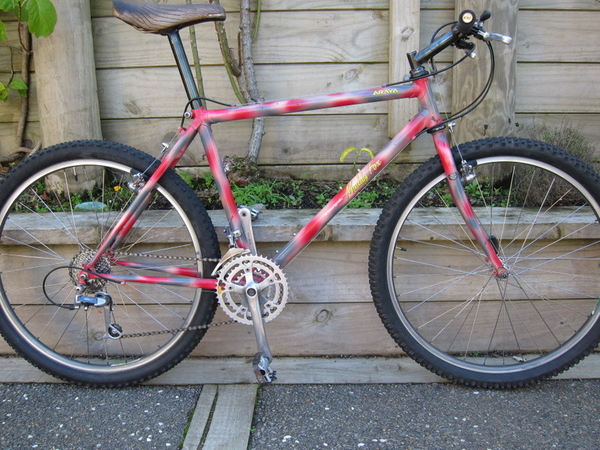 1990 Muddy Fox