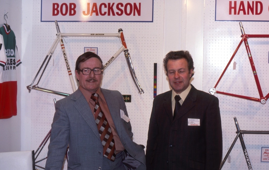 bob.jpg bob.jpg