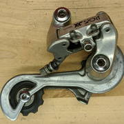 xc6900.jpg
