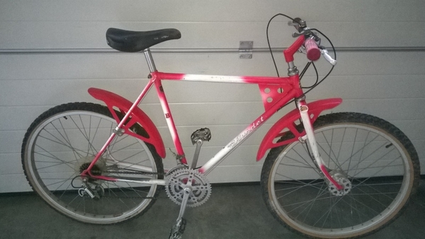 1982 Burdet 