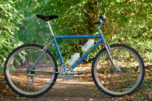 1986 XCR
