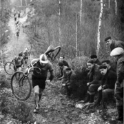 1930_champparis.jpg