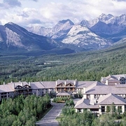kananaskis-mountain-lodge.jpg